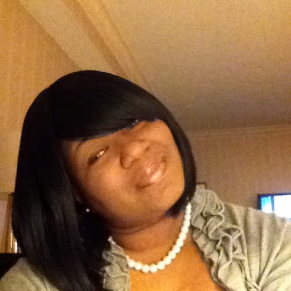 Meet your Posher, Latonia - Picture 1 of 1